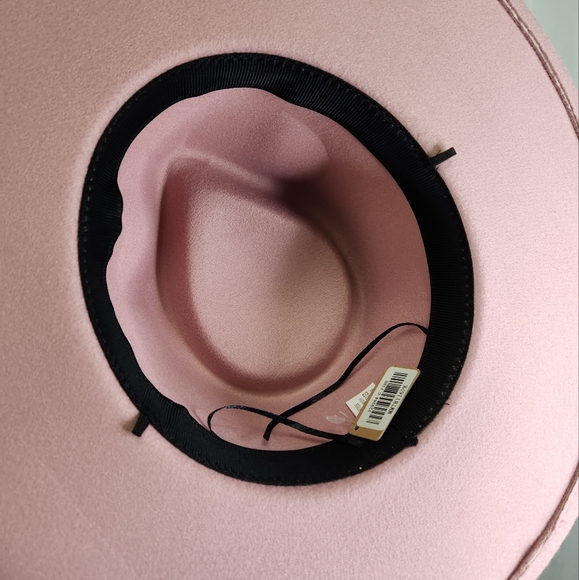 The "Amazing Amal" Hat with Black Ribbon Detailing - Picture 12 of 17